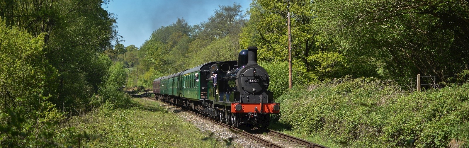 ce0ff508-5f5e-4406-a7dc-1fda8793f239-190429 spa valley steam train for Visit Kent banner size.jpg